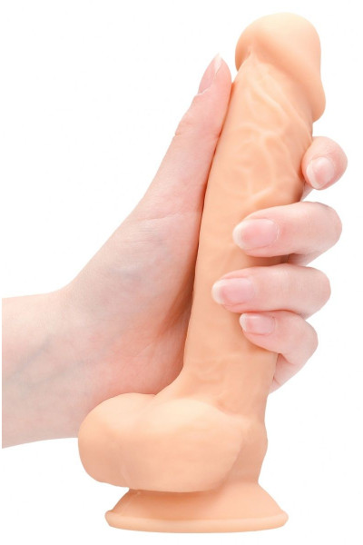 Телесный фаллоимитатор Silicone Dildo With Balls - 17,8 см. Телесный фаллоимитатор Silicone Dildo With Balls - 17,8 см.