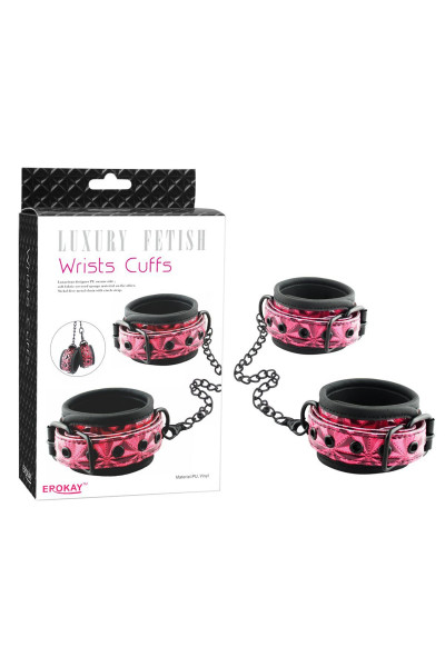 Красно-чёрные кожаные наручники Wrists Cuffs с геометрическим узором Красно-чёрные кожаные наручники Wrists Cuffs с геометрическим узором
