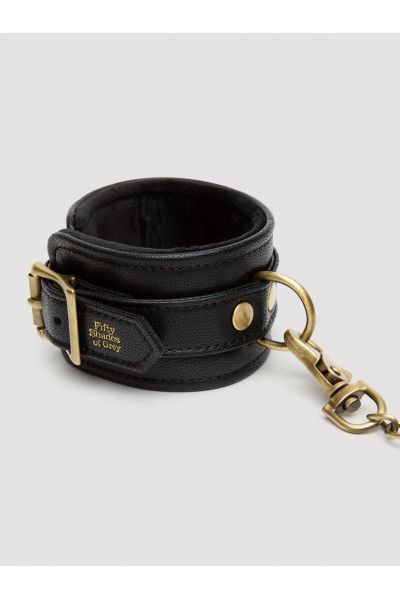 Черные оковы на ноги Bound to You Faux Leather Ankle Cuffs Черные оковы на ноги Bound to You Faux Leather Ankle Cuffs