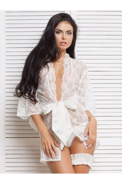 Изысканное кимоно из ажурного полотна Изысканное кимоно из ажурного полотна