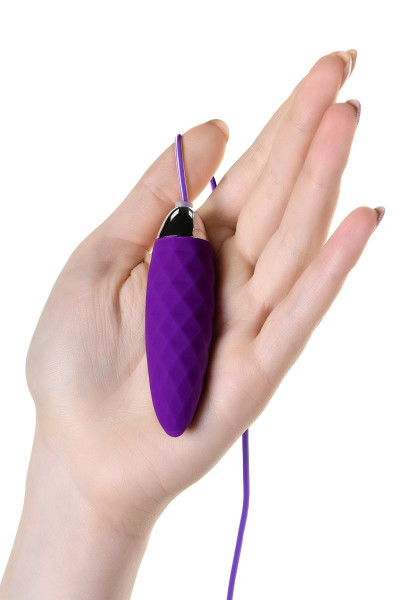 Фиолетовое узенькое виброяйцо с пультом управления A-Toys Cony, работающее от USB Фиолетовое узенькое виброяйцо с пультом управления A-Toys Cony, работающее от USB