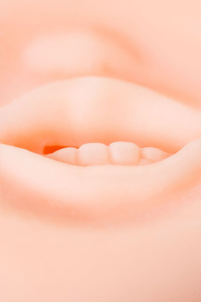 Телесная насадка-ротик на помпу LITTLE MOUTH Телесная насадка-ротик на помпу LITTLE MOUTH