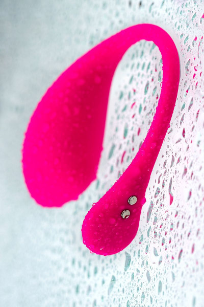 Розовое виброяйцо Lovense Lush 3 Розовое виброяйцо Lovense Lush 3
